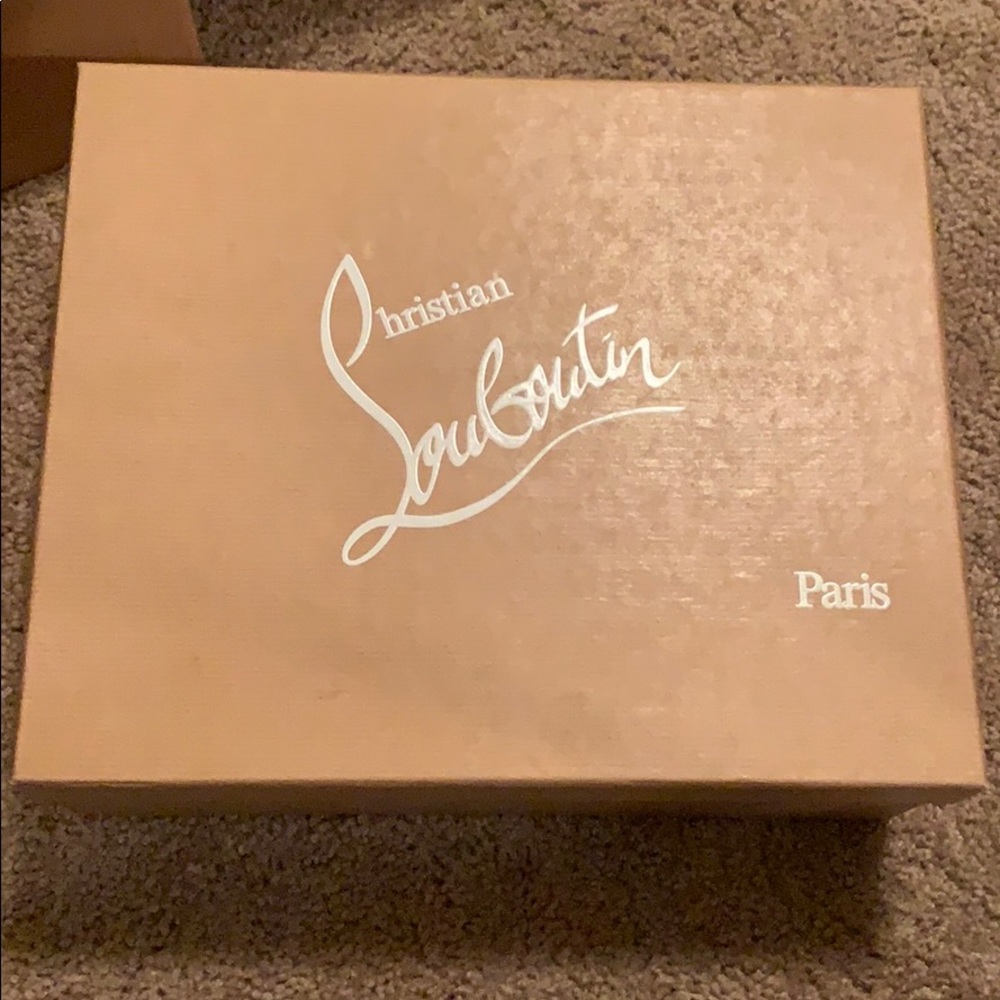 Christian Louboutin BOX Nude Alaric 40